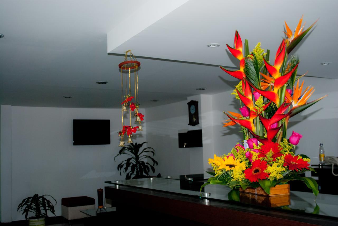 Hotel Royal Suite Manizales Zewnętrze zdjęcie