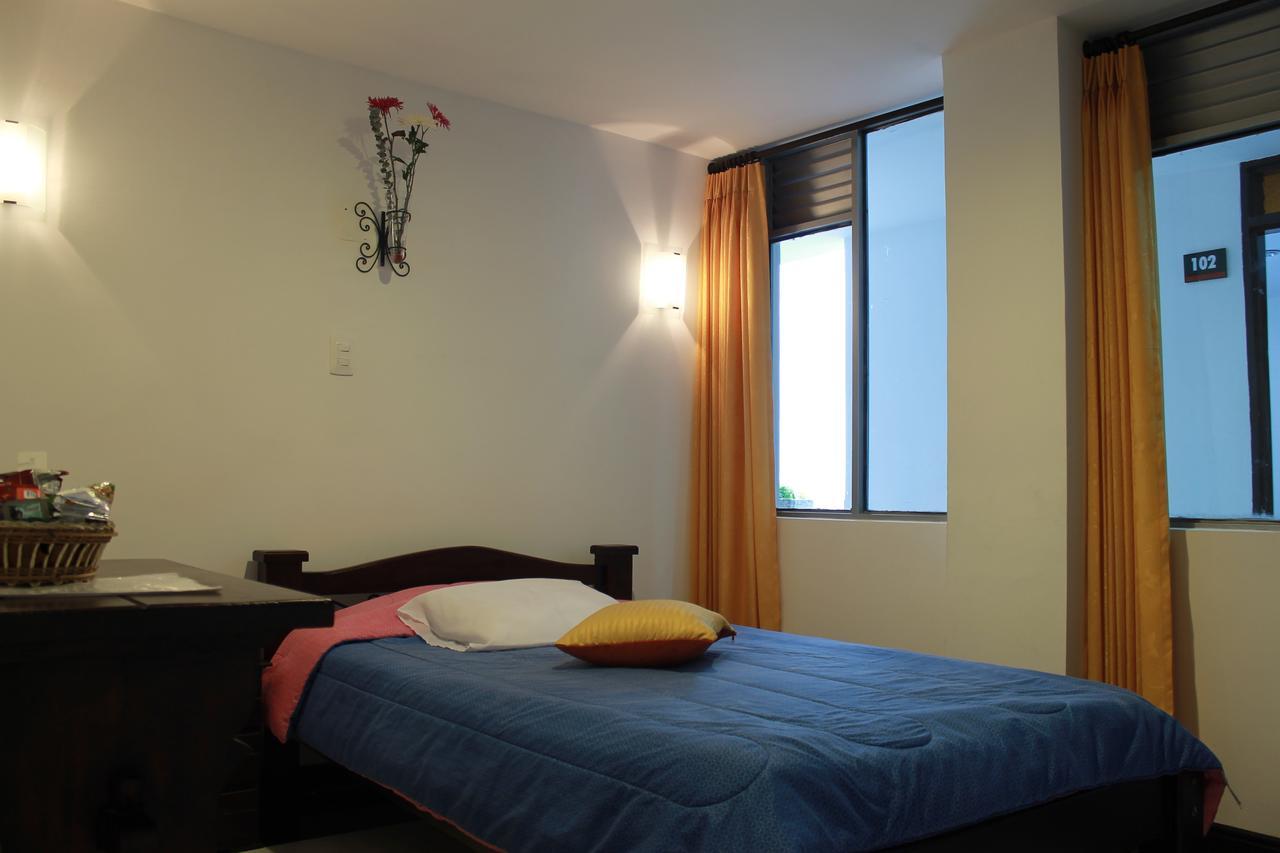 Hotel Royal Suite Manizales Zewnętrze zdjęcie