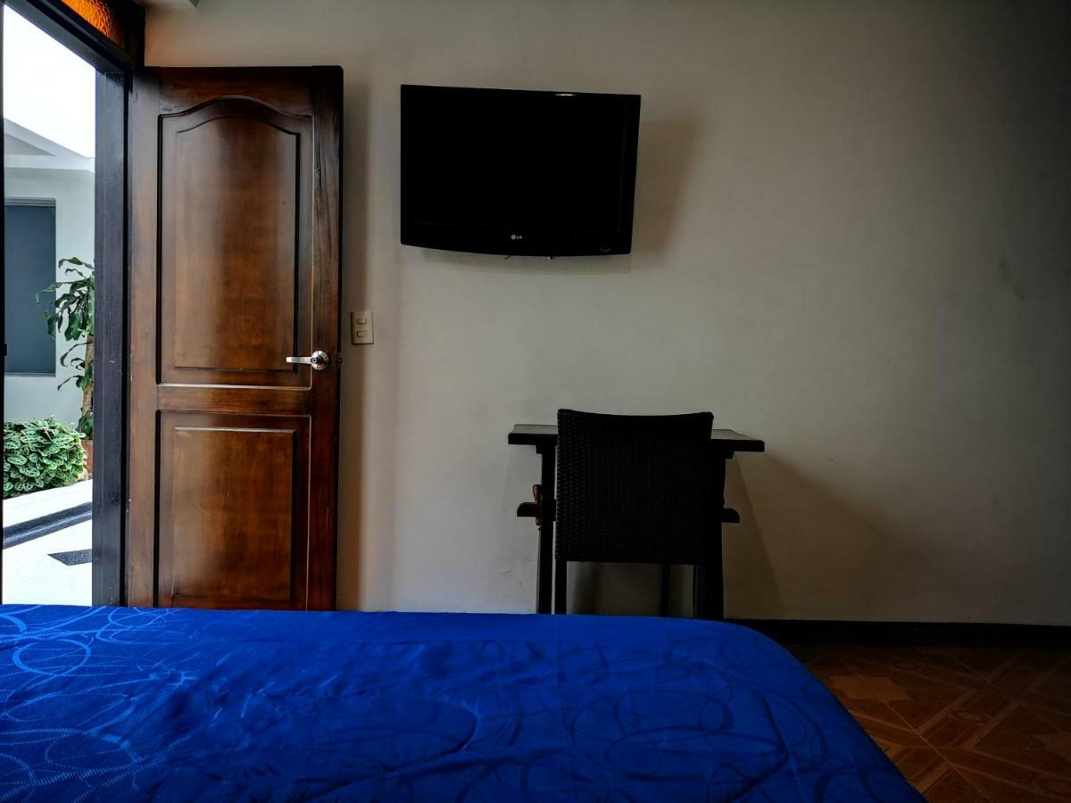 Hotel Royal Suite Manizales Zewnętrze zdjęcie